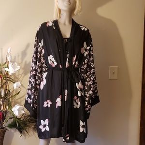 Oscar de la Renta Vanity Robe